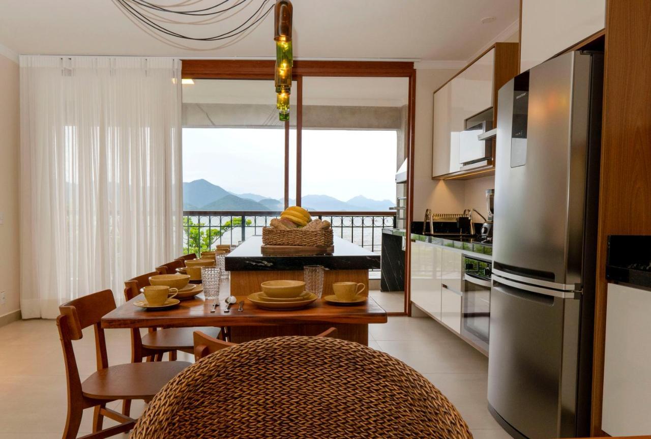 Apartamento de frente para o mar no itagua 03 Apartment Ubatuba Bagian luar foto
